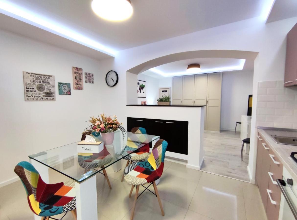 Studio'24 - Tomis Mall - Ultracentral Constanta Exterior photo